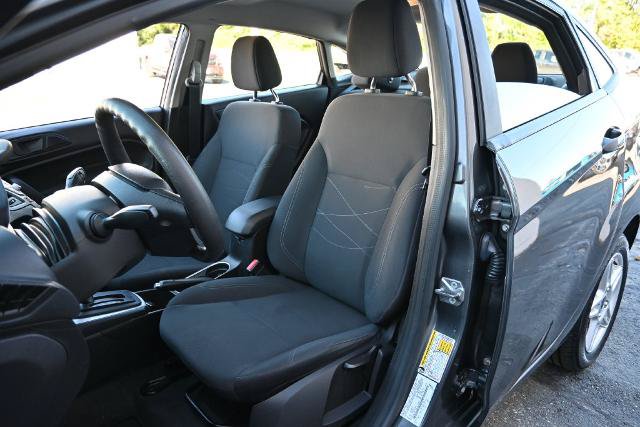 Certified 2019 Ford Fiesta SE w/ Cold Weather Package FWD image 19