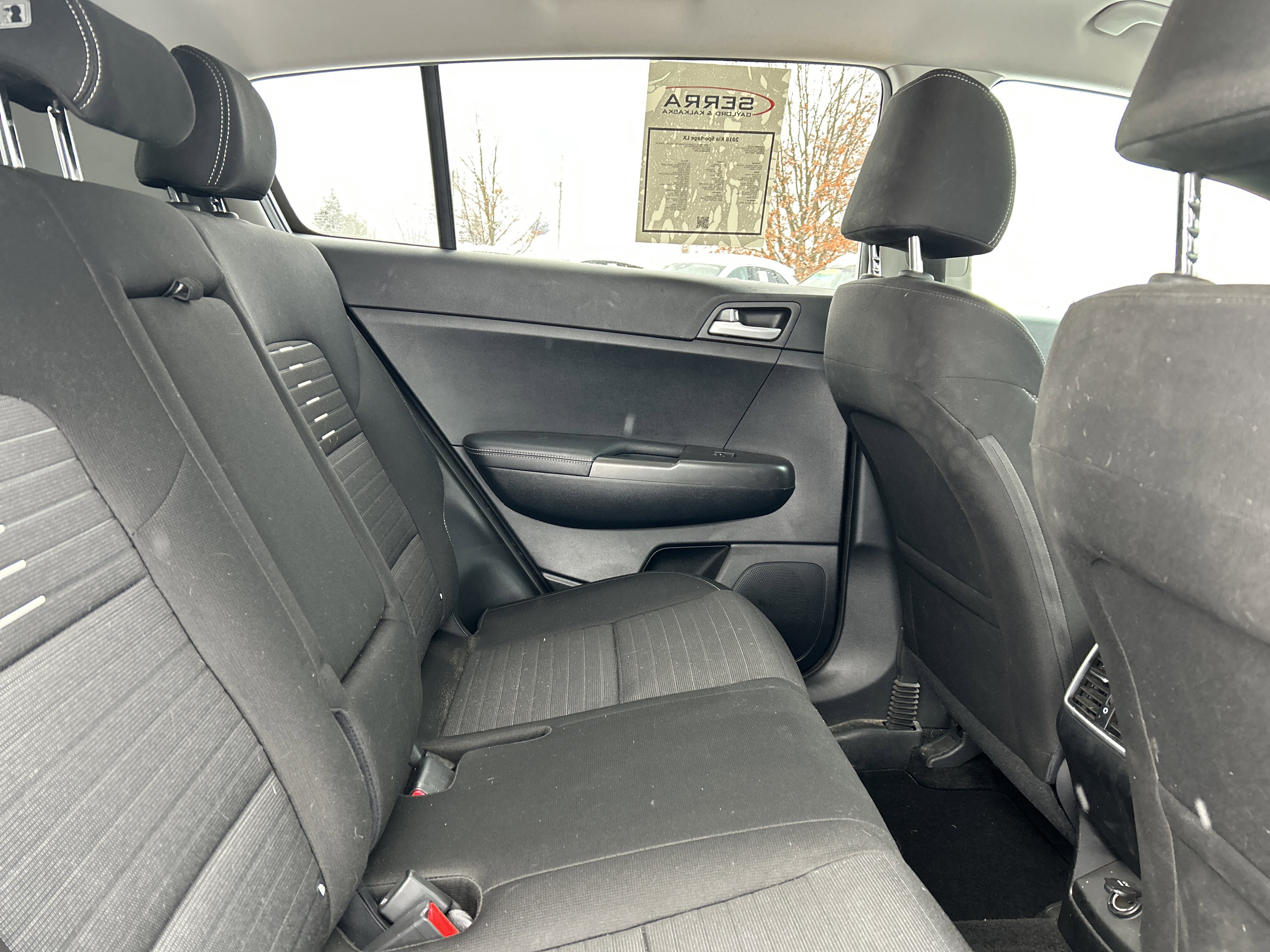 Used 2018 Kia Sportage LX w/ LX Popular Package image 11