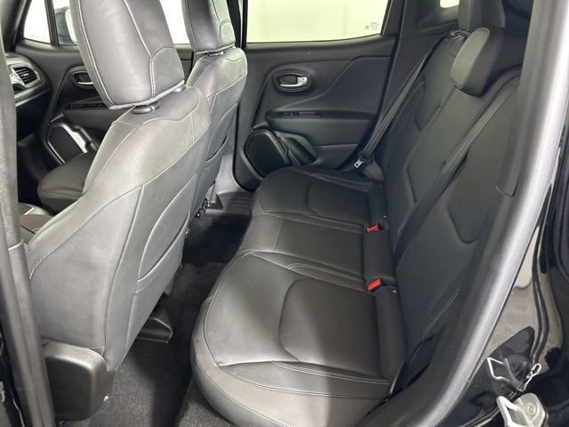 Used 2019 Jeep Renegade Limited w/ Quick Order Package 22P AWD/4WD image 15
