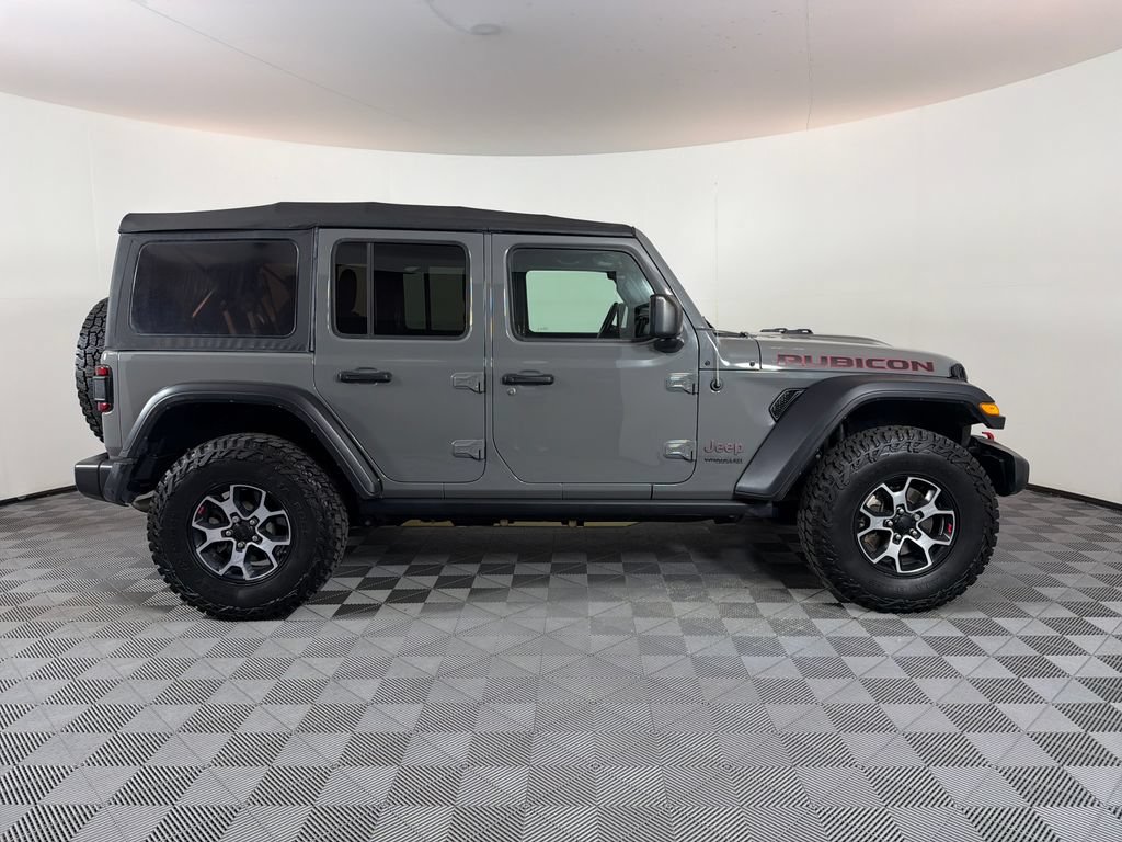 Used 2022 Jeep Wrangler Unlimited Rubicon w/ Cold Weather Group AWD/4WD image 2
