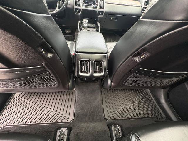 Used 2021 Kia Sorento EX w/ Panoramic Sunroof Package AWD/4WD image 22