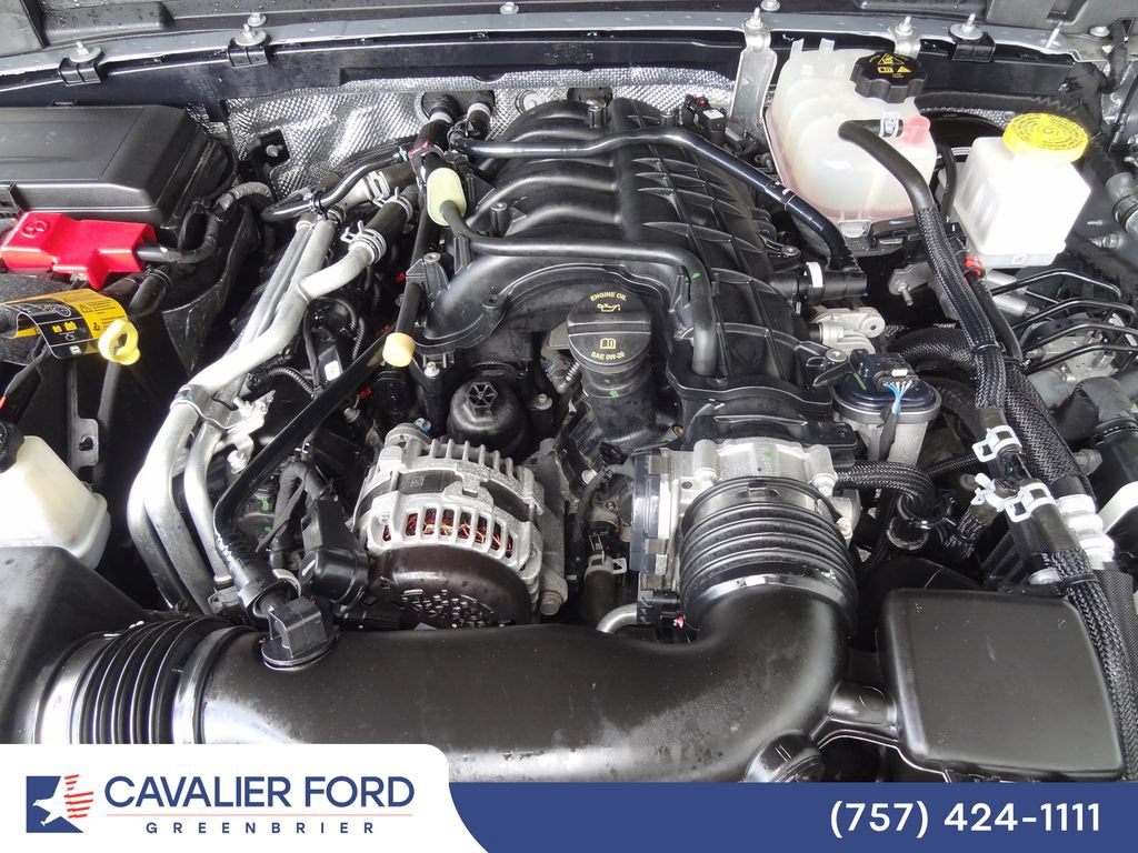 Used 2024 Jeep Gladiator Mojave w/ Technology Group AWD/4WD image 45