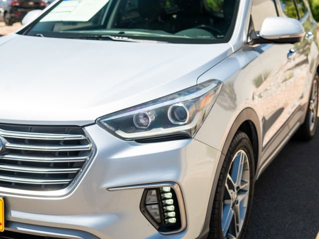 Used 2017 Hyundai Santa Fe Limited AWD/4WD image 16