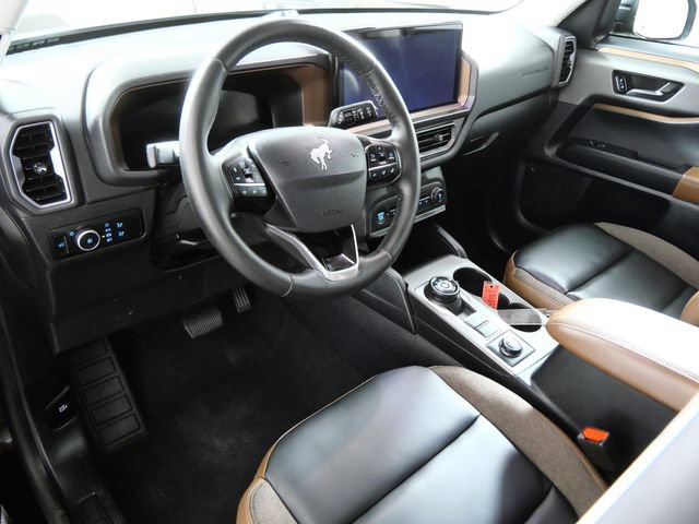 Certified 2025 Ford Bronco Sport Outer Banks w/ Outer Banks Tech Package+ AWD/4WD image 4