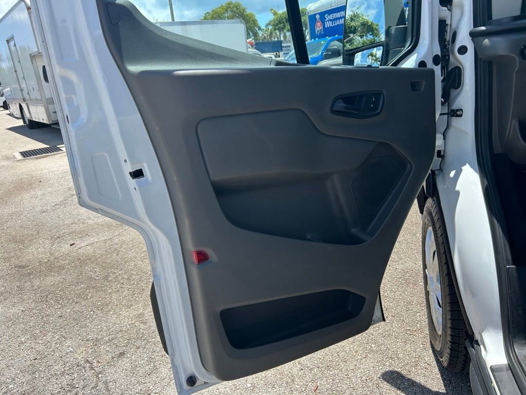 Certified 2021 Ford Transit 350 XLT RWD image 34