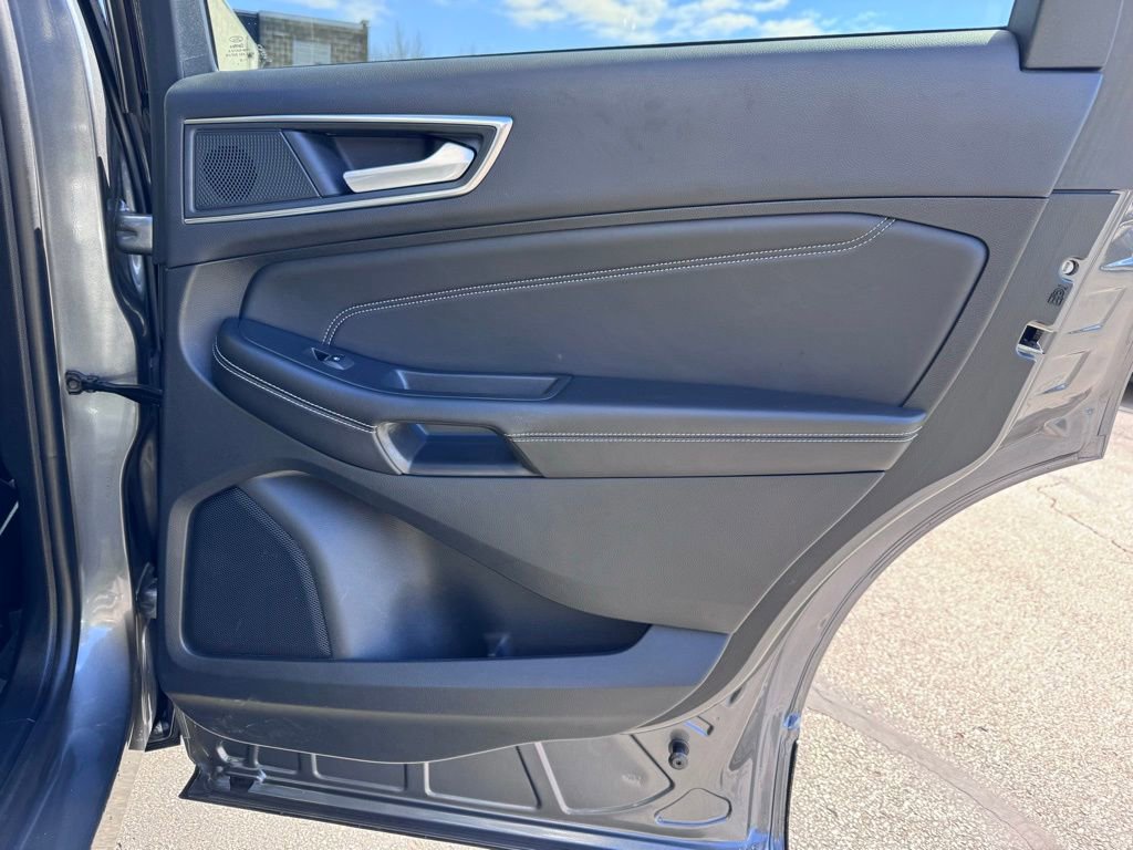 Certified 2023 Ford Edge Titanium AWD/4WD image 27