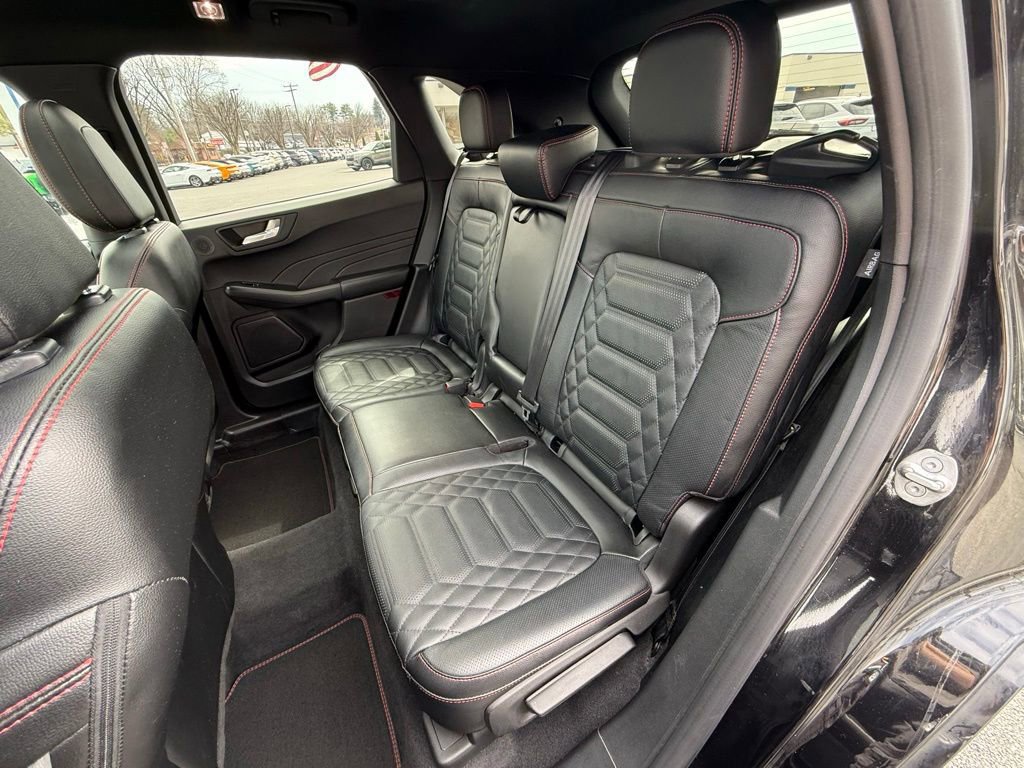 Certified 2023 Ford Escape ST-Line Elite w/ Premium Technology Package image 30