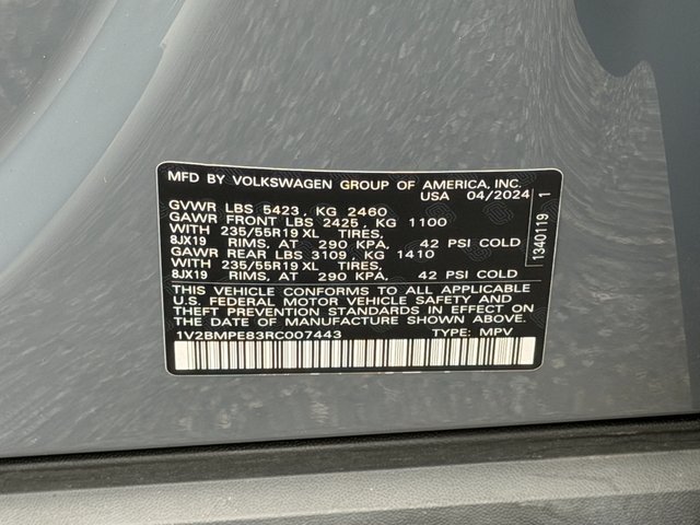 Used 2024 Volkswagen ID.4 2WD image 25