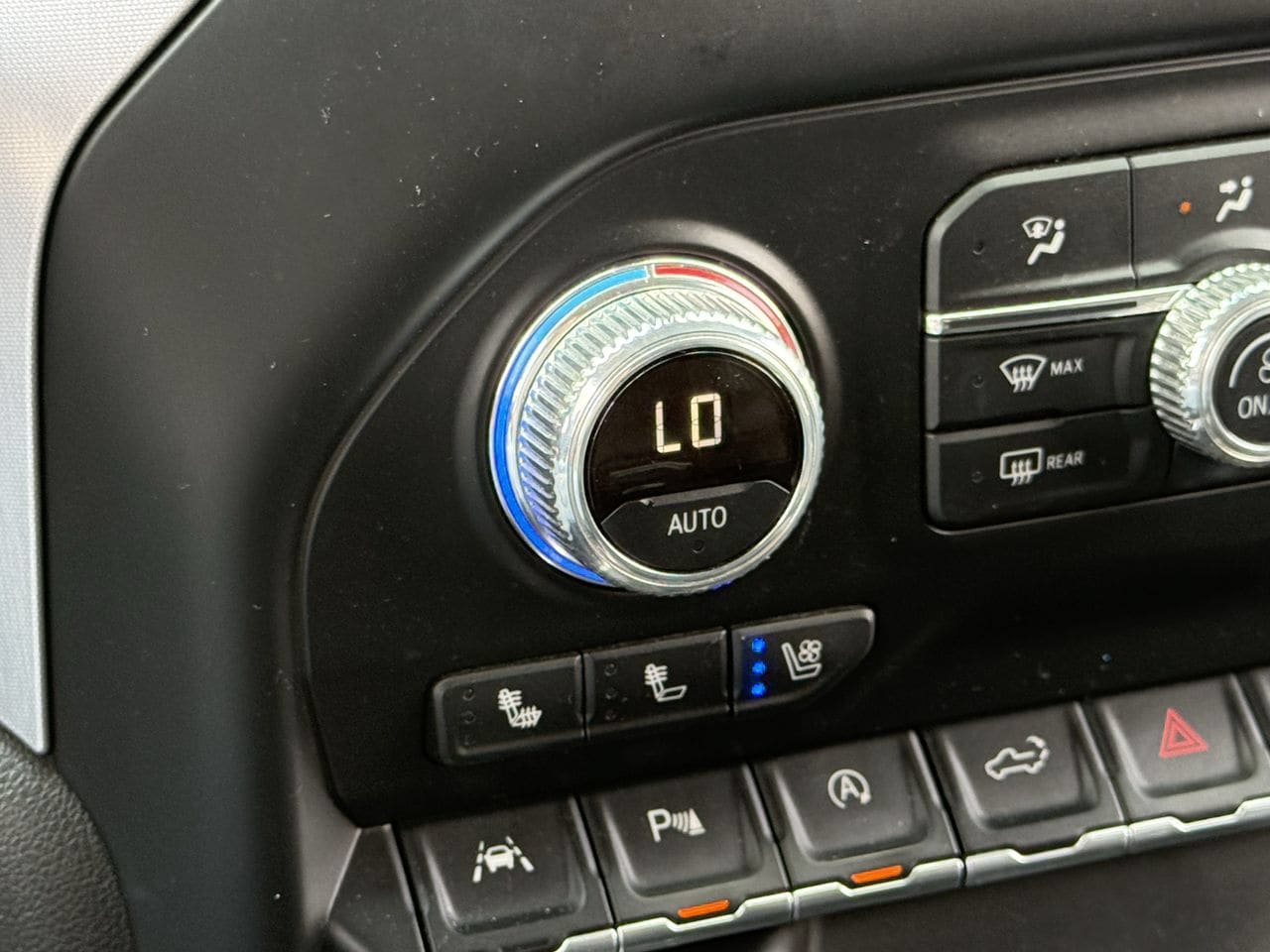 Used 2019 GMC Sierra 1500 SLT w/ SLT Premium Plus Package AWD/4WD image 21
