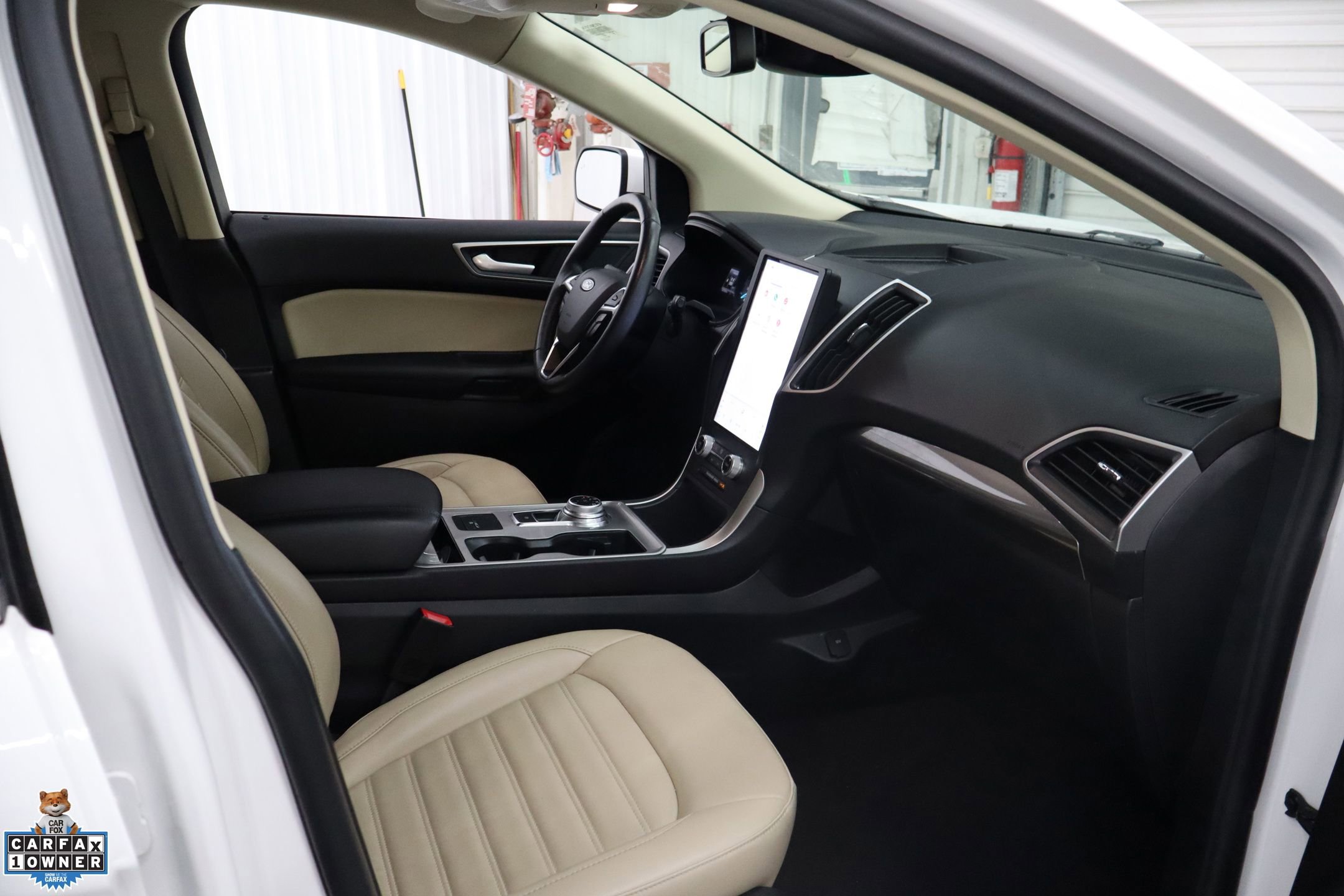 Certified 2024 Ford Edge SEL w/ Convenience Package image 28