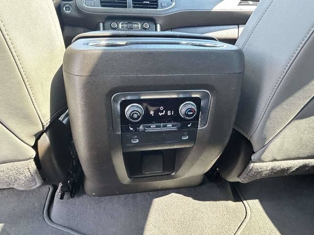 Used 2024 Chevrolet Tahoe Z71 w/ Luxury Package AWD/4WD image 23
