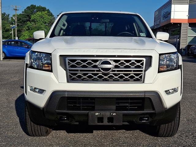 Used 2024 Nissan Frontier SV AWD/4WD image 2