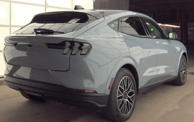 Certified 2025 Ford Mustang Mach-E Premium AWD/4WD image 4