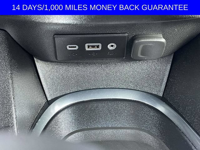 Used 2025 Chevrolet Malibu LT FWD image 25