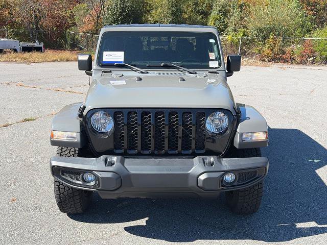 Used 2022 Jeep Gladiator Sport AWD/4WD image 6