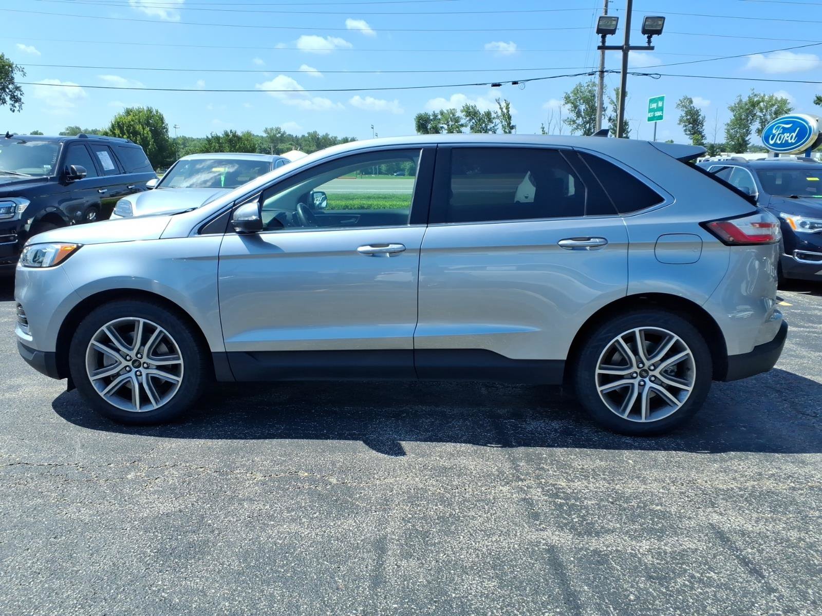 Certified 2024 Ford Edge Titanium w/ Equipment Group 301A AWD/4WD image 5