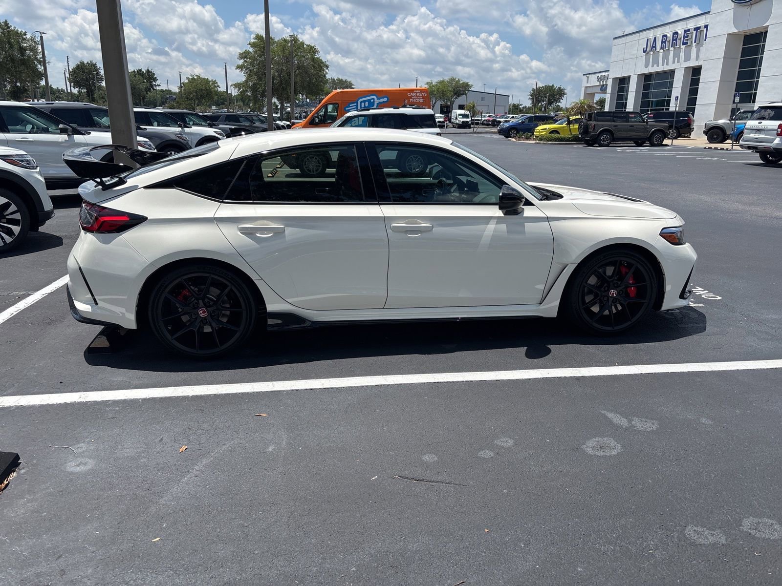 Used 2026 Honda Civic Type R image 4