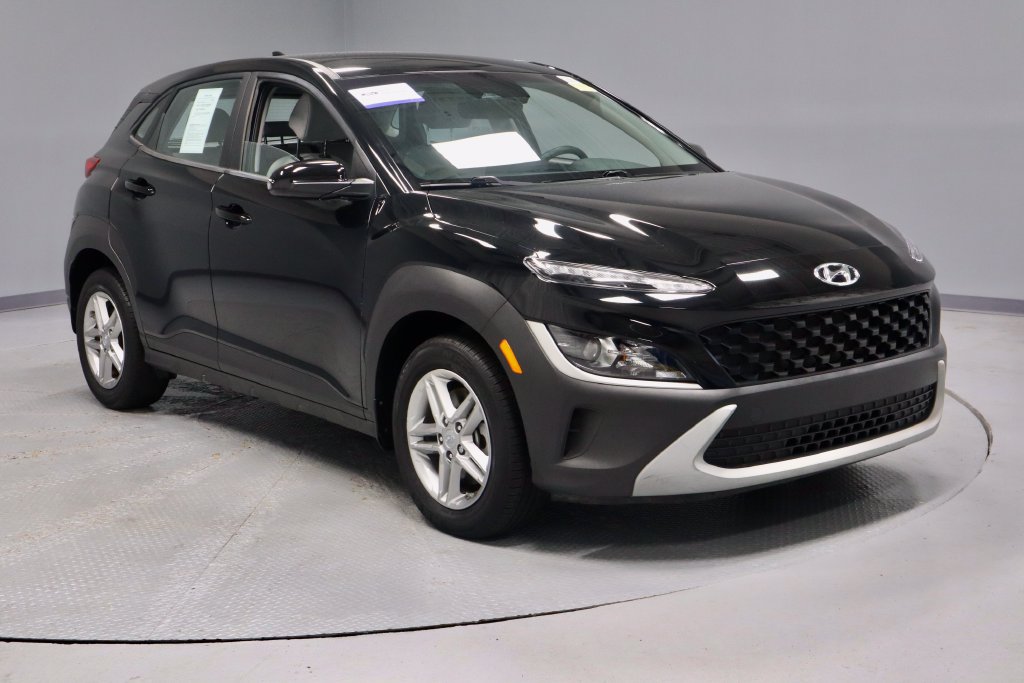 Used 2023 Hyundai Kona SE w/ Cargo Package