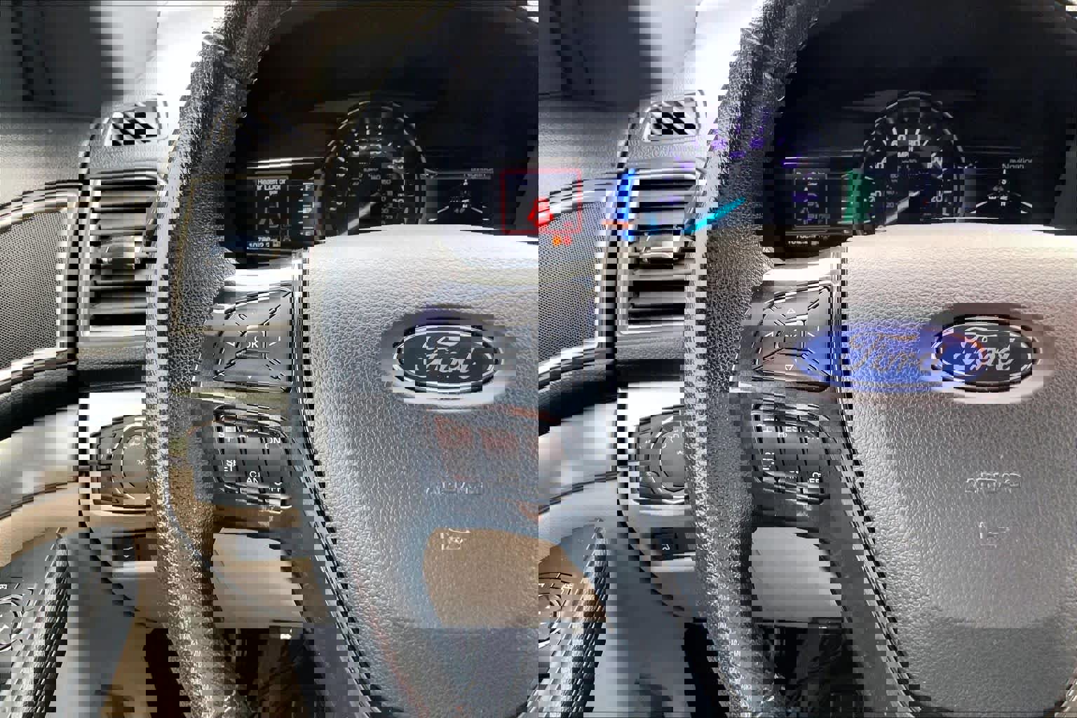 Certified 2018 Ford Explorer XLT w/ Equipment Group 202A image 24