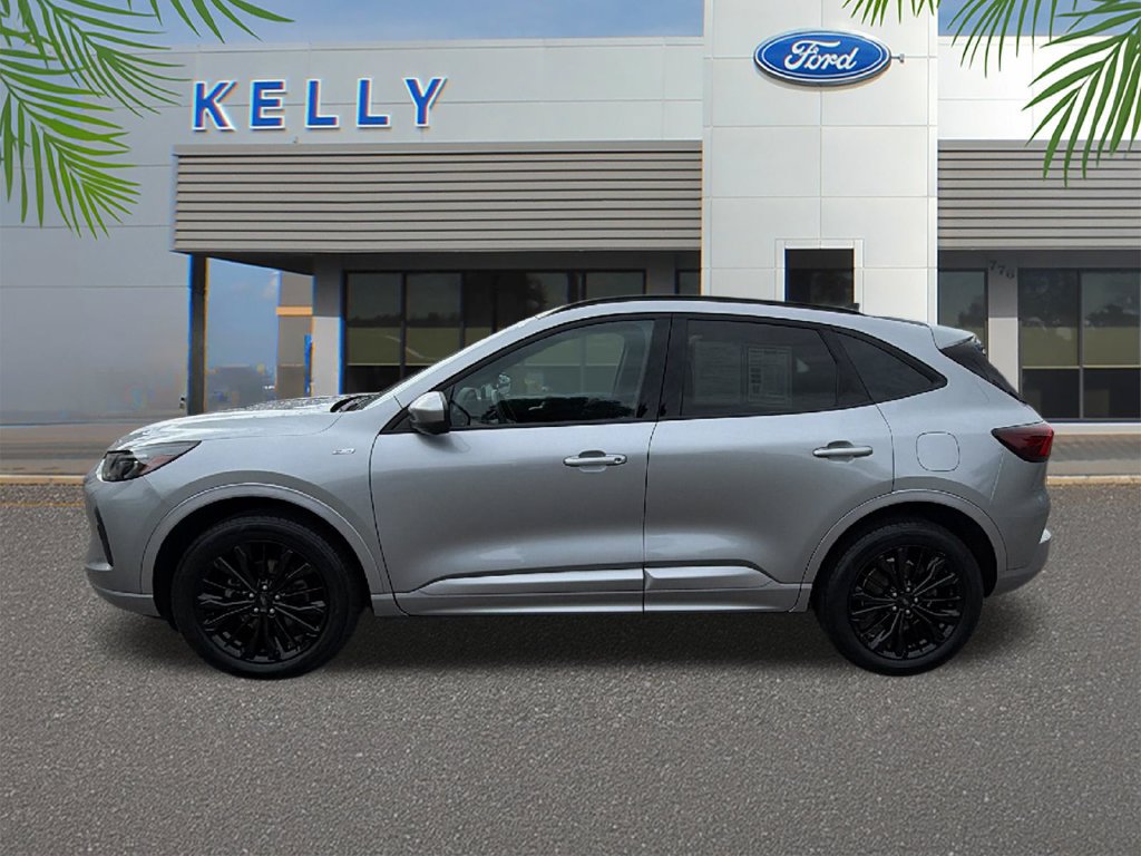 Certified 2024 Ford Escape ST-Line Elite AWD/4WD image 2