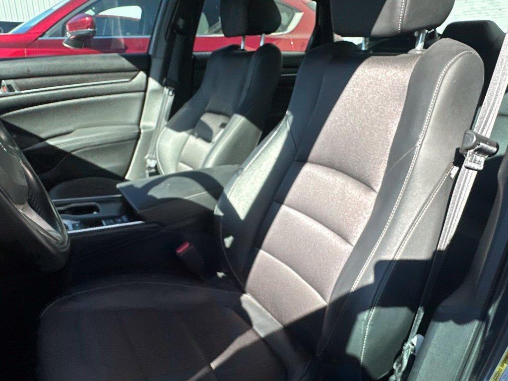 Used 2019 Honda Accord Sport image 10
