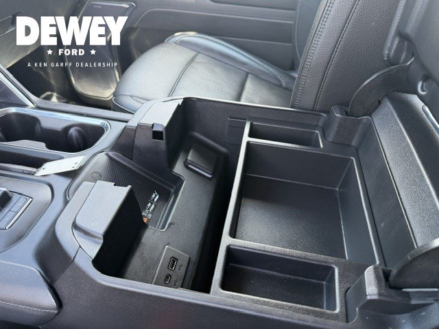 Used 2022 GMC Sierra 1500 Denali w/ Technology Package AWD/4WD image 32