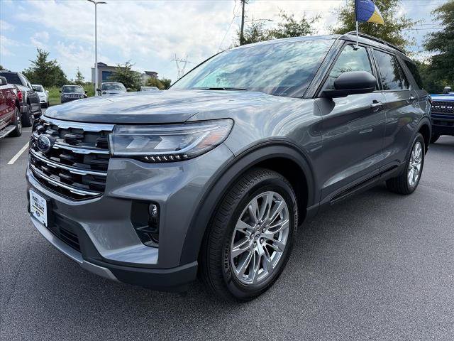 Certified 2026 Ford Explorer Active w/ Active Comfort Package AWD/4WD image 4