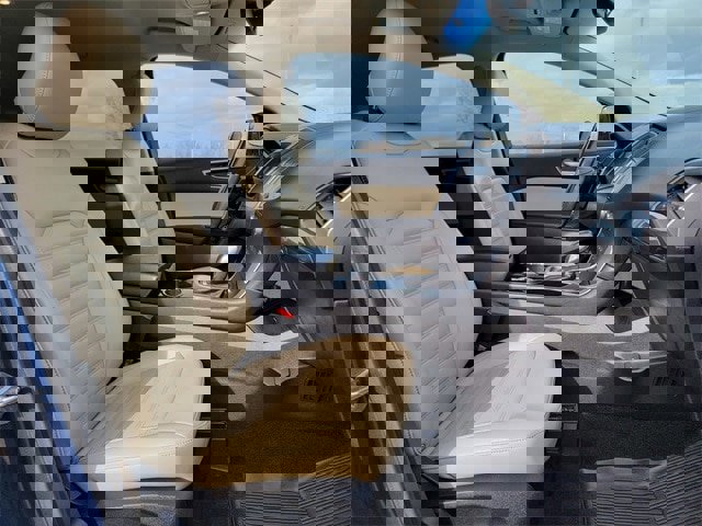 Certified 2018 Ford Edge SEL w/ Equipment Group 201A image 24