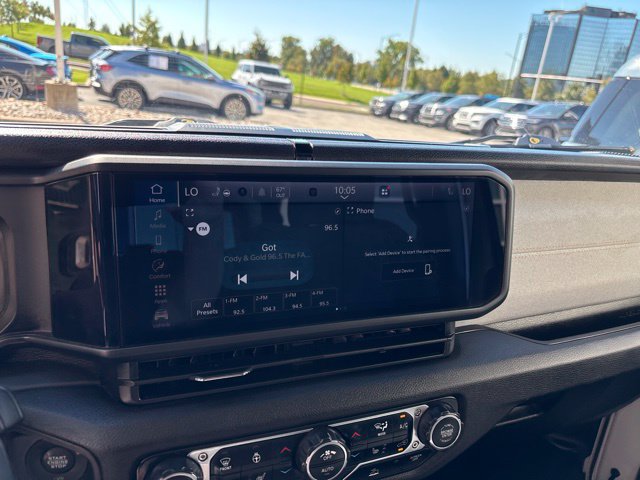 Used 2025 Jeep Wrangler Unlimited Sport AWD/4WD image 4