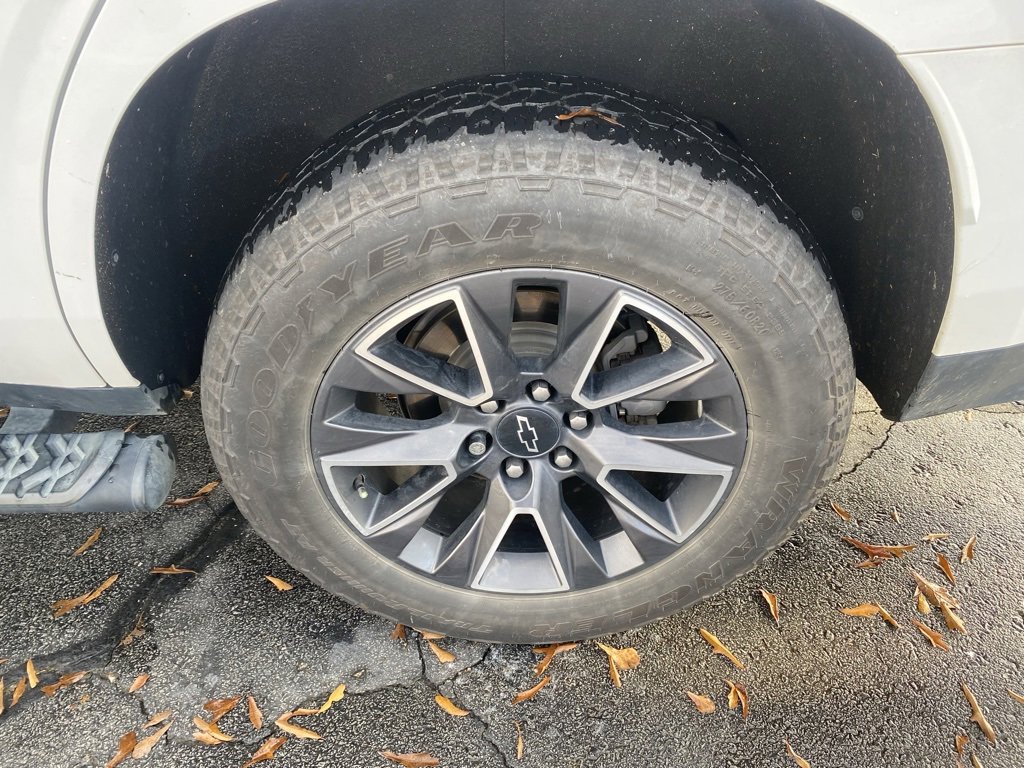 Used 2021 Chevrolet Tahoe Z71 w/ Luxury Package image 33