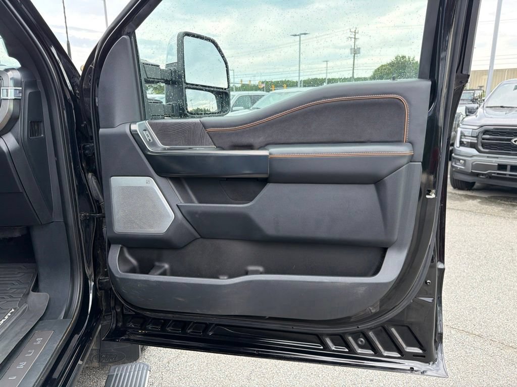 Certified 2024 Ford F350 Platinum w/ FX4 Off-Road Package AWD/4WD image 25