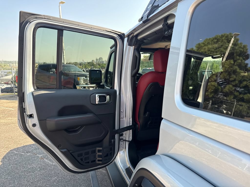 Used 2024 Jeep Wrangler Unlimited Rubicon 392 AWD/4WD image 21