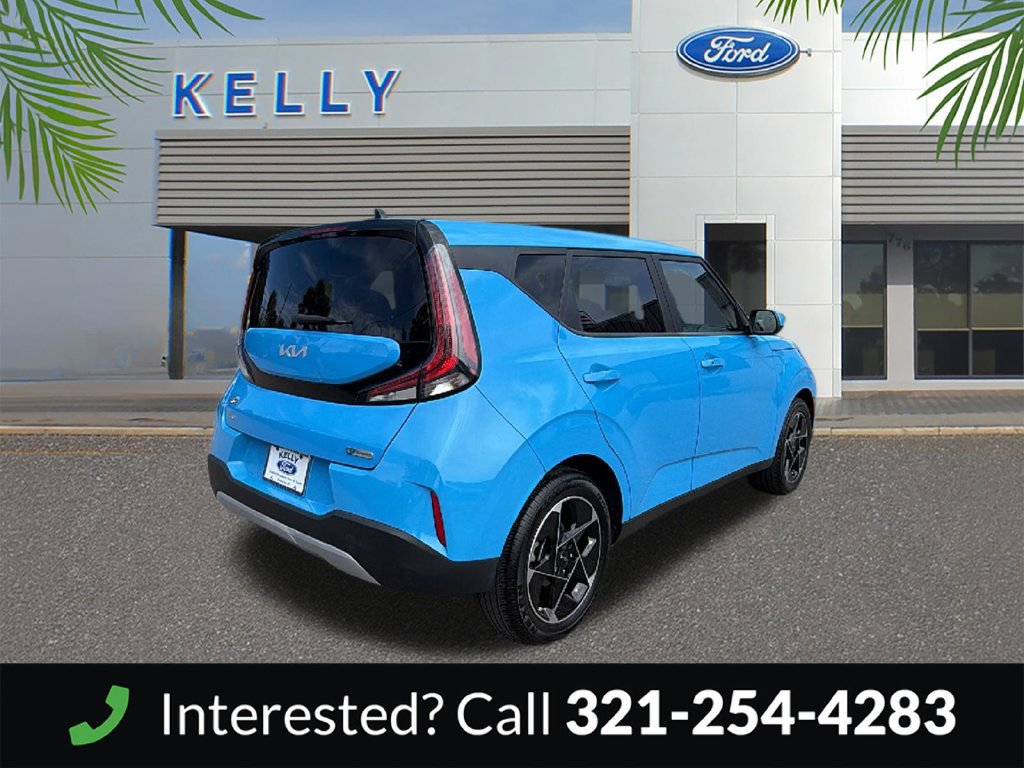 Used 2024 Kia Soul EX FWD image 5