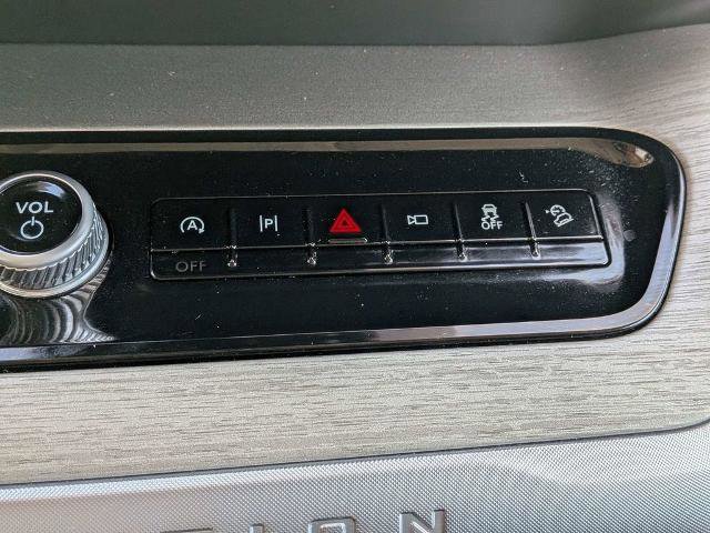 Certified 2025 Ford Expedition Platinum AWD/4WD image 25