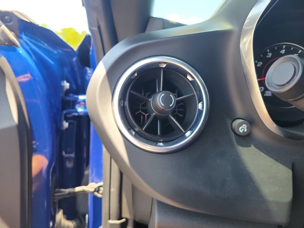 Used 2023 Chevrolet Camaro LT RWD image 27