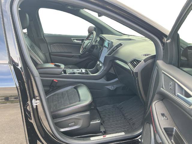 Certified 2024 Ford Edge ST-Line AWD/4WD image 26