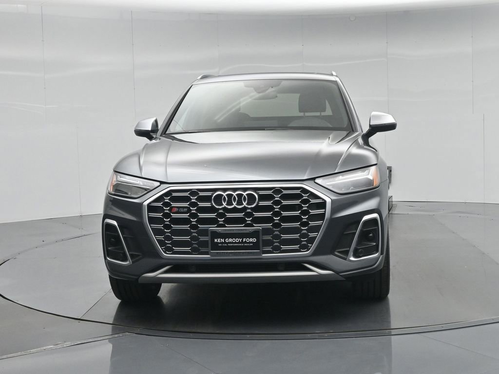 Used 2021 Audi SQ5 Premium w/ Convenience Package image 28