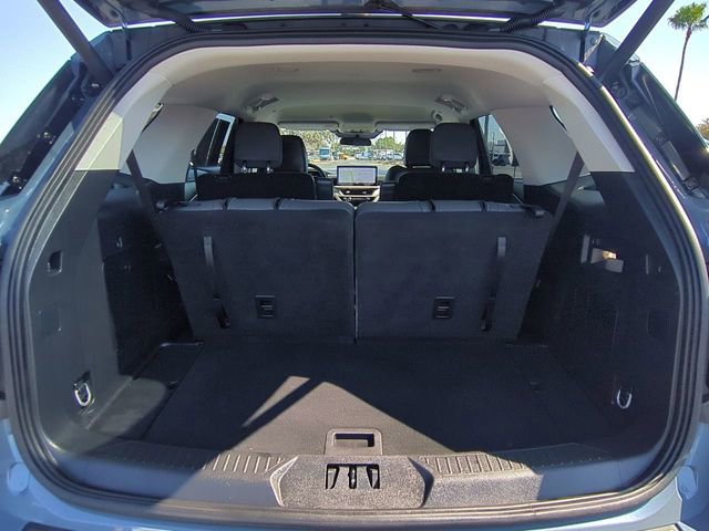 Certified 2025 Ford Explorer Active w/ Active Comfort Package image 14