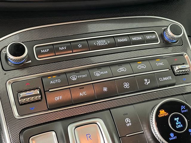 Used 2023 Hyundai Santa Fe SEL image 15