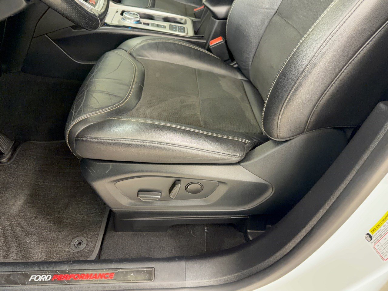 Certified 2022 Ford Explorer ST w/ ST Street Pack RWD image 16
