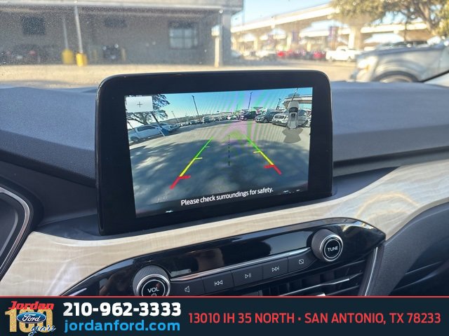 Certified 2022 Ford Escape Titanium w/ Titanium Elite Package image 22