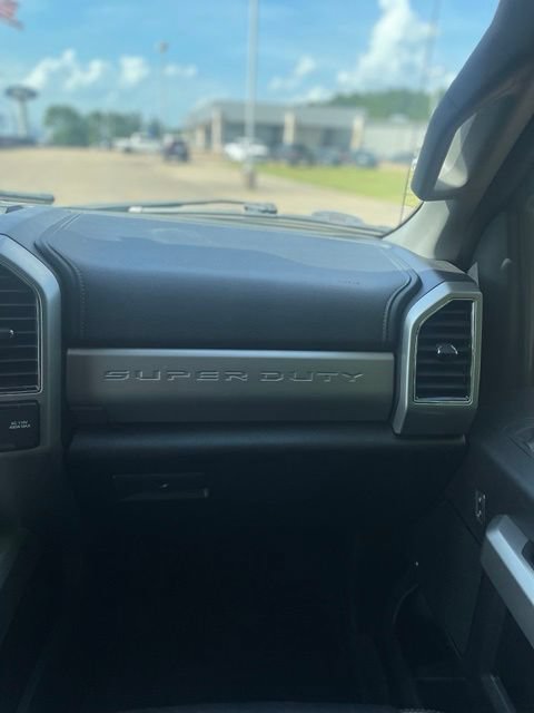 Certified 2019 Ford F250 Lariat AWD/4WD image 20