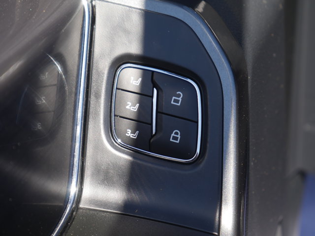 Certified 2023 Ford F150 Lariat w/ FX4 Off-Road Package AWD/4WD image 40