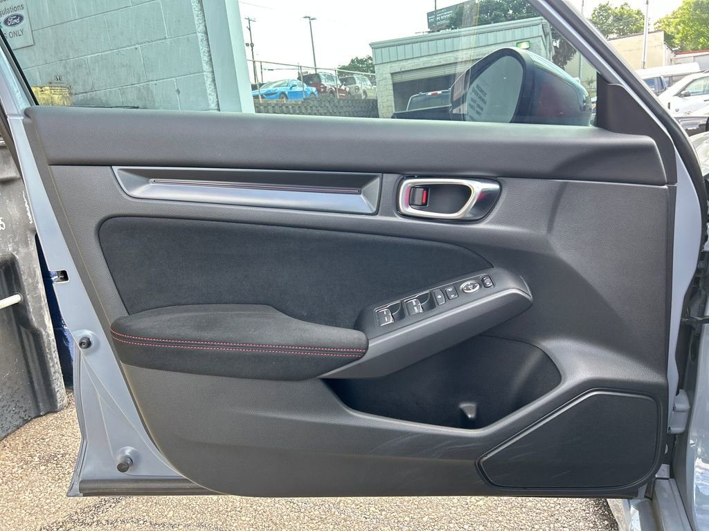 Used 2023 Honda Civic Type R image 8