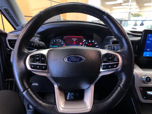 Certified 2022 Ford Explorer XLT w/ Equipment Group 202A AWD/4WD image 13