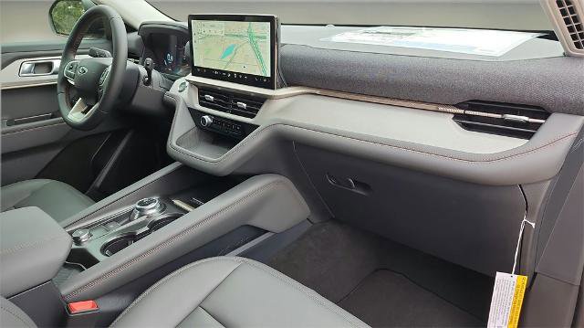 Certified 2025 Ford Explorer Active w/ Active Comfort Package image 28