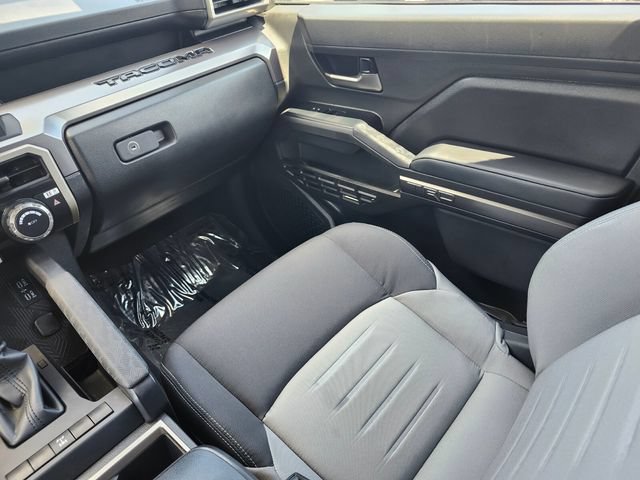 Used 2026 Toyota Tacoma TRD Off-Road AWD/4WD image 15