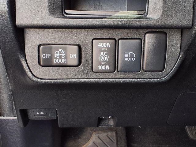 Used 2019 Toyota Tacoma TRD Sport w/ Technology Package image 13