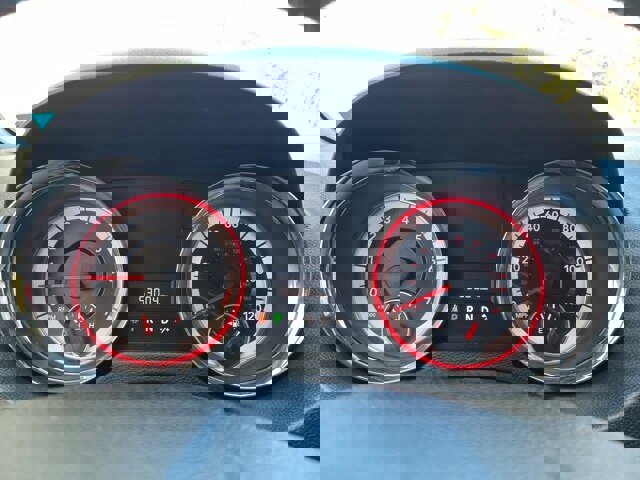 Used 2018 Dodge Grand Caravan SXT w/ Blacktop Package image 19