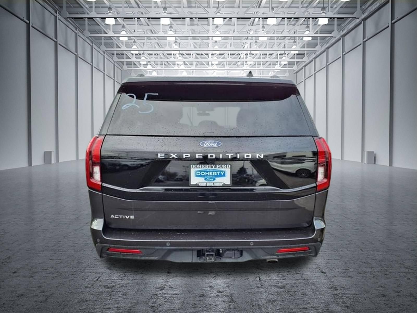 Certified 2025 Ford Expedition Active AWD/4WD image 12